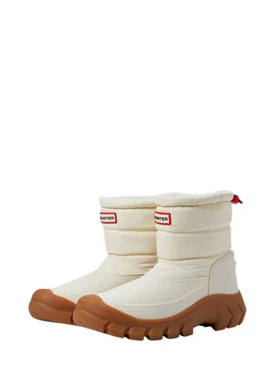 HUNTER WOMEN'S INTREPID SHORT SNOW BOOT IN WHITE WILLOW/GUM