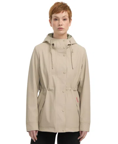 Hunter Women's Rubberized Water-repellent Short Rain Jacket In Wheat