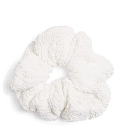 Hunza G Crinkle Scrunchie In White