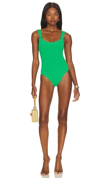 HUNZA G DOMINO ONE PIECE