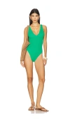 Hunza G Womens Emerald Sadie Scoop-neck Crinkle-textured Swimsuit In Green