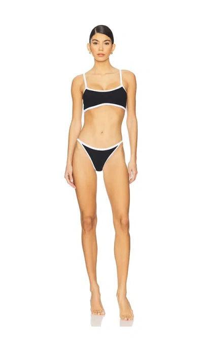 Hunza G Contrast-trim Tyler Bikini In Black