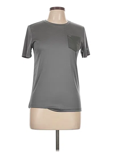 Pre-owned Hurley Active T-shirt In Gray