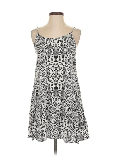 Pre-owned Hurley Casual Dress In Gray