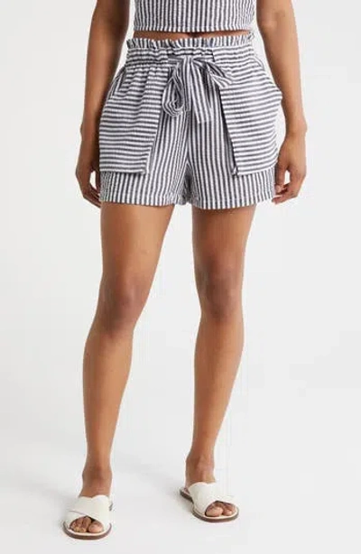 Hurley Daybreak Stripe Shorts In Black