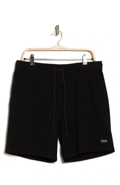 Hurley Pleasure Point 18" Volley Shorts In Black