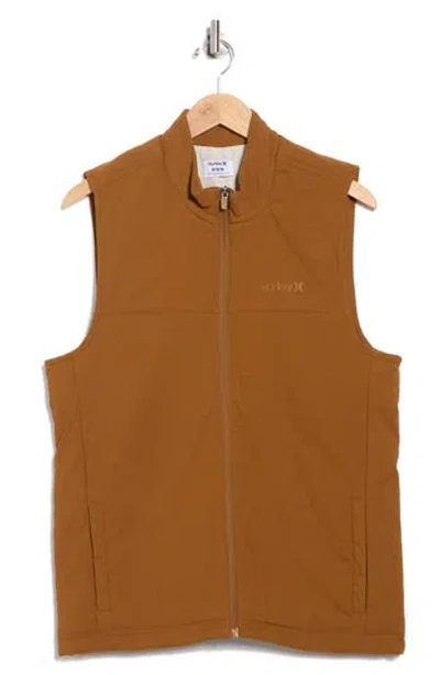 Hurley Trails Quilted Vest In Brown