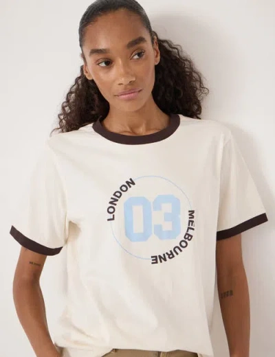 Hush London To Melbourne 03 Graphic T-shirt In White