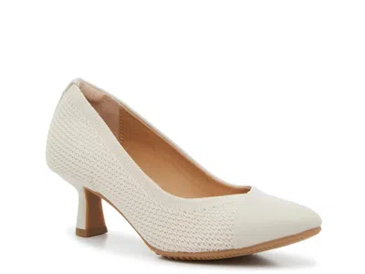 Hush Puppies Gilly Pump In Gray