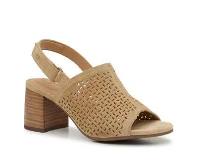 Hush Puppies Maile Sandal In Brown