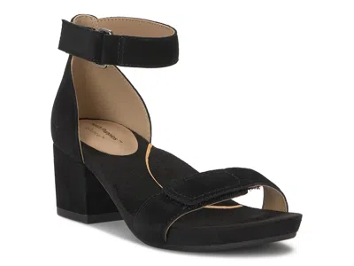 Hush Puppies Tari Sandal In Black