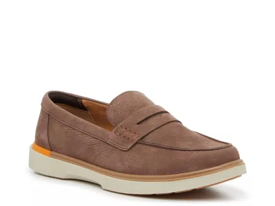 Hush Puppies Wide Width Leo Penny Loafer In Brown