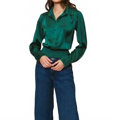 Hutch Jama Top In Emerald In Gold