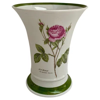Pre-owned Hutschenreuther Vase Vintage  Mid-century White Porcelain From Bavaria, Germany