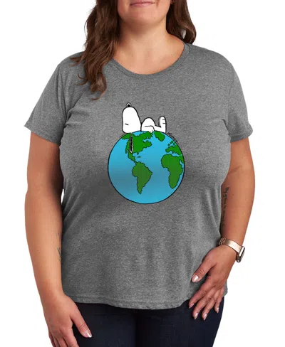 Hybrid Apparel Plus Size Peanuts Snoopy Earth Short-sleeve Graphic T-shirt In Gray