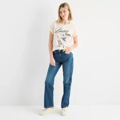 Hybrid Tees Ballet Troupe Nyc Boyfriend Tee Womens Juniors Crew Neck Short Sleeve Regular Fit Graphic T-shirt In White