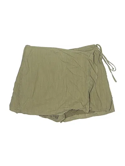 Pre-owned Hyfve Khaki Shorts In Green