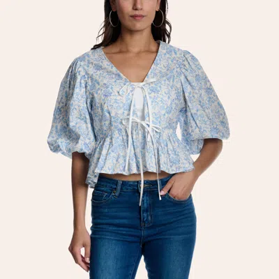 Hyfve Women's Blue Floral Print Tie Front Puff Sleeve Crop Top In Multi