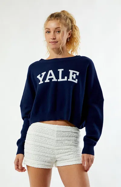 Hype And Vice Women's Yale Bulldogs Ivy Knit Cropped Sweater In Navy/white In Blue