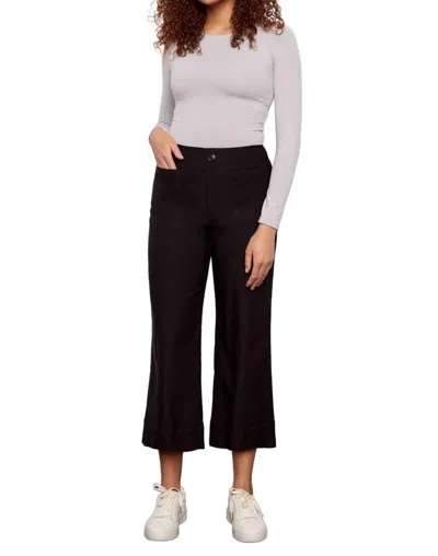 I Love Tyler Madison Elizabeth Pocket Techno Pant In Black