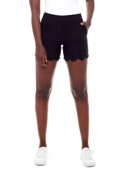 I Love Tyler Madison Taylor Scalloped Short In Black