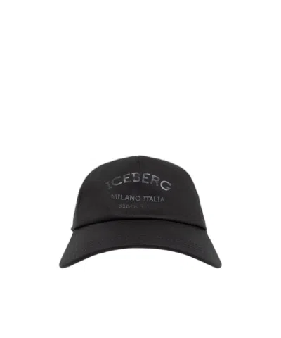 Iceberg Letter Detail Hat In Black