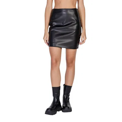 Ichi Polyethylene Women's Skirt In Black