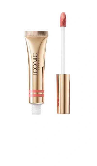 Iconic London Cloud Kiss Matte Lip Mousse In Undressed