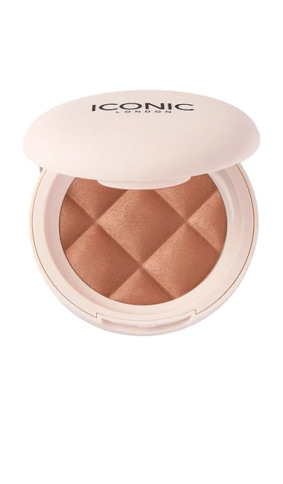 Iconic London Soft Touch Bronzer In Tan