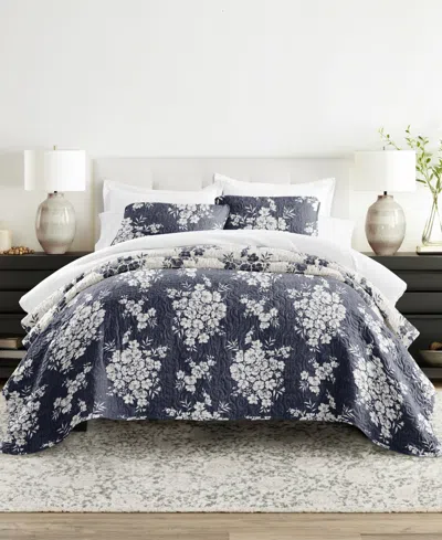 Ienjoy Home Distressed Bouquet Reversible 3-pc. Quilt Set, King/california King In Blue