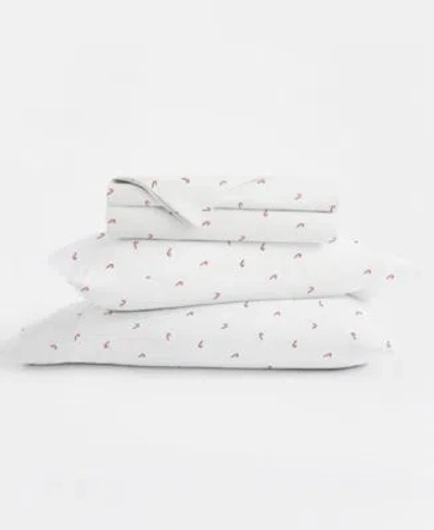 Ienjoy Home Holiday Pattern Sheet Sets In White