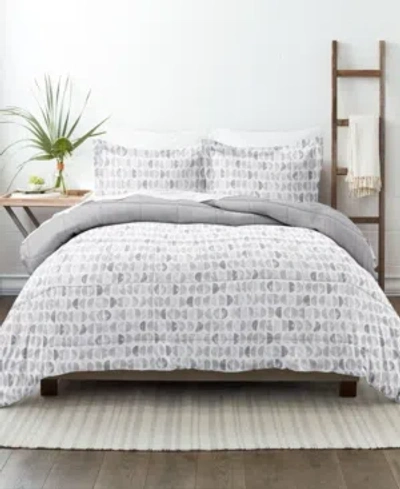 Ienjoy Home Home Collection Premium Down Alternative Moonlight Stars Reversible Comforter Set, Full/queen