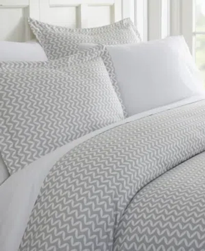 Ienjoy Home Tranquil Sleep Patterned Duvet Cover Set By The Home Collection, Queen/full In Light Grey Chevron