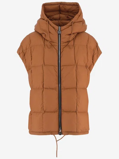 Ienki Ienki Cozy Arco Sleeveless Down Jacket In Orange