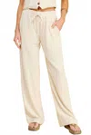 If She Loves Evergreen Linen Pant In Oatmeal In Neutral