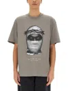 Ih Nom Uh Nit Crown Mask Print T-shirt In Grey
