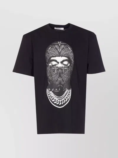 IH NOM UH NIT GRAPHIC PRINT CREWNECK SHORT SLEEVE T-SHIRT