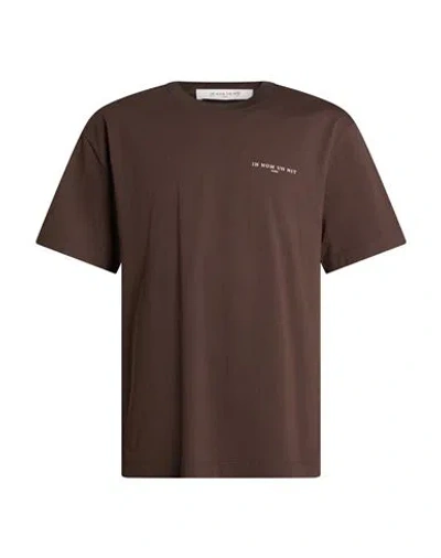 Ih Nom Uh Nit Man T-shirt Dark Brown Size S Cotton