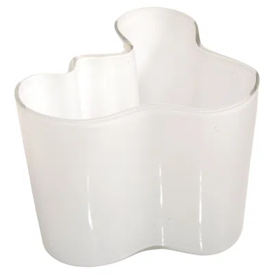 Pre-owned Iittala Alvar Aalto Model 3030 White Encased Glass Sculptural Flower Vase Bowl