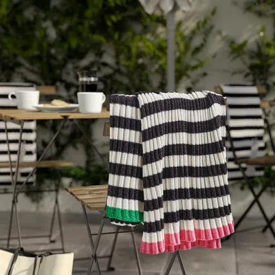 Ikea Mossmott Throw, Black/white, 51x67 "