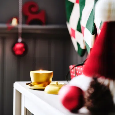 Ikea Vinterfint Christmas Scented Candle In Metal Cup, Apple-shaped/apple And Cinnamon Gold, 24 Hr