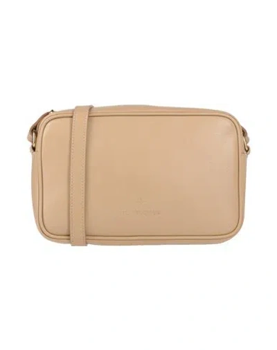 Il Bisonte Woman Cross-body Bag Sand Size - Leather In Beige