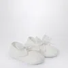 Il Gufo White Newborn Shoe With Bow