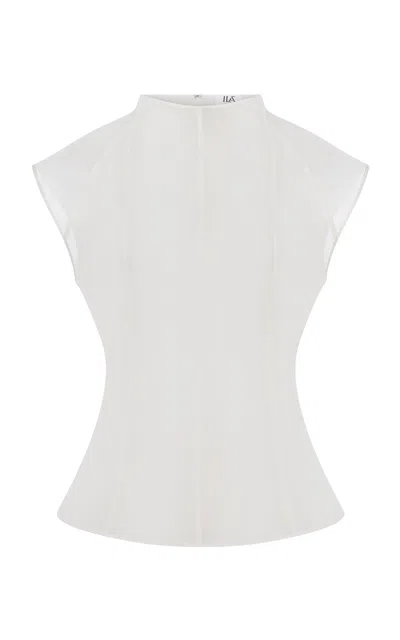 Ila Moda Operandi In White