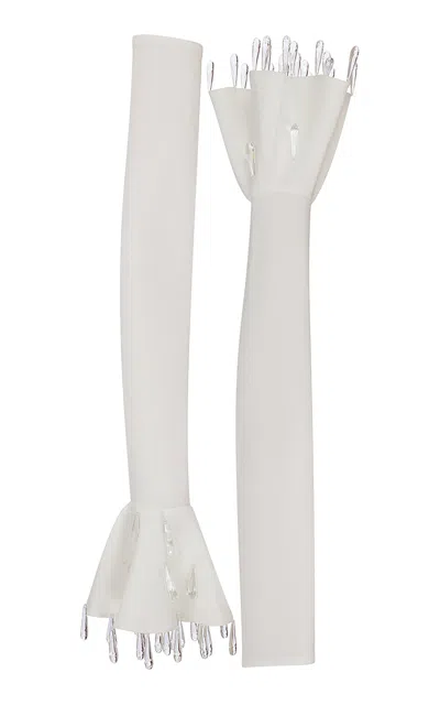 Ila Moda Operandi In White