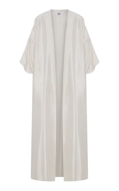 Ila Moda Operandi In White