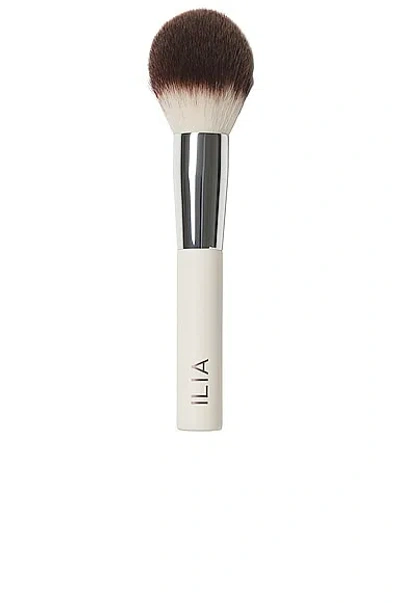 Ilia Finishing Powder Brush In N,a