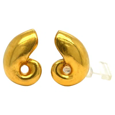 Pre-owned Ilias Lalaounis Lalaounis Shell Gold Ear Clips In Multi