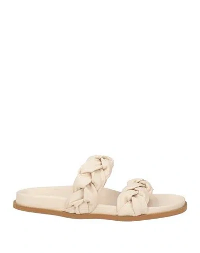 Ilio Smeraldo Woman Sandals Beige Size 11 Soft Leather