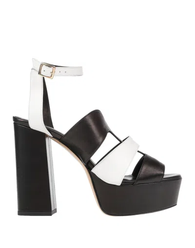 Ilio Smeraldo Sandals In Black